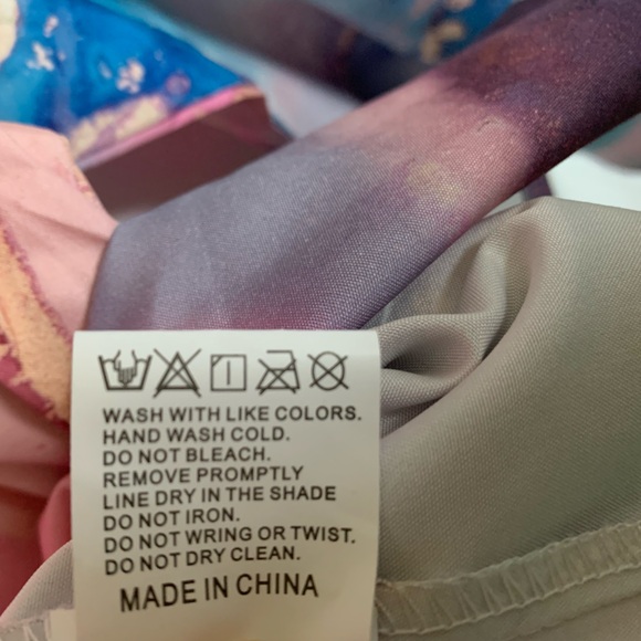 New Colourful Marble Print Satiny Long Sleeve Button Down Blouse/Shirt 🩷🩷 - Picture 9 of 9